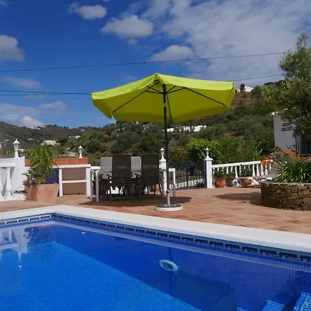 Tatil Evi Cortijo Pura Vida *